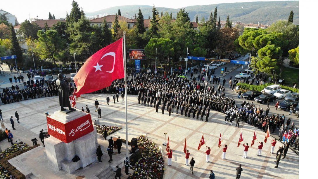 Türkiye Cumhuriyetimizin kurucusu, Başkomutanımız Gazi Mustafa Kemal Atatürk'ün ebediyete irtihalinin 83. yıldönümünde saygıyla ve minnetle andık